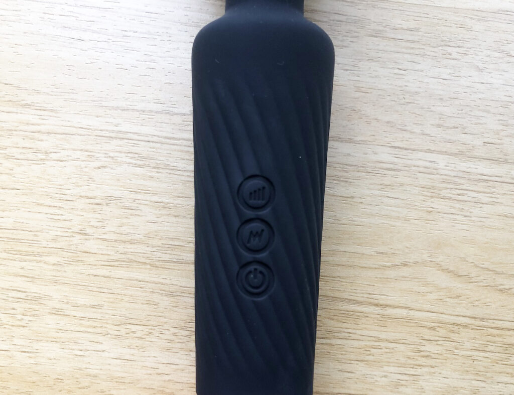 【2024モデル】ハンディマッサージャー 【正規品】収納ポーチ付 電動 小型 静音
