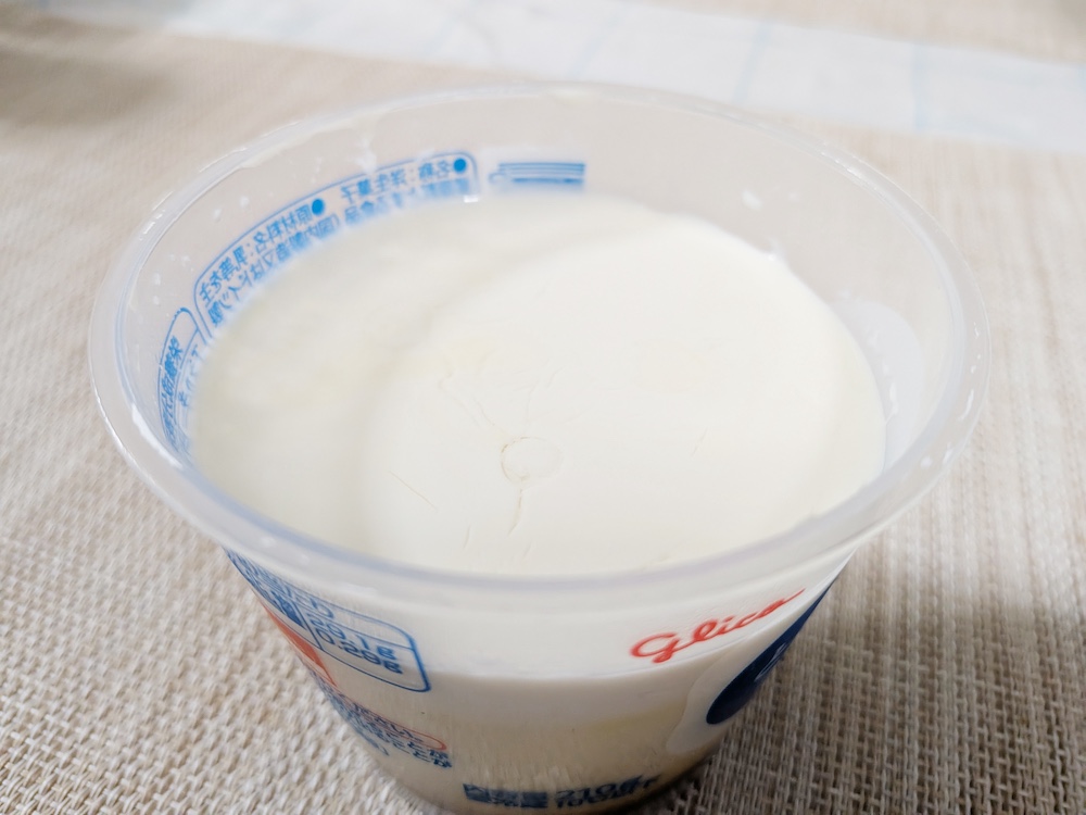 とろ〜りクリームonプリン