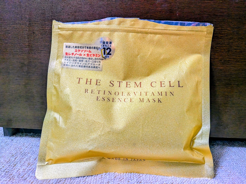「THE STEM CELL RETINOL & VITAMIN ESSENCE MASK（ザ ステムセル レチノール＆ビタミン エッセンスマスク）」