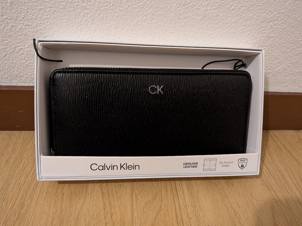 カルバンクラインの長財布